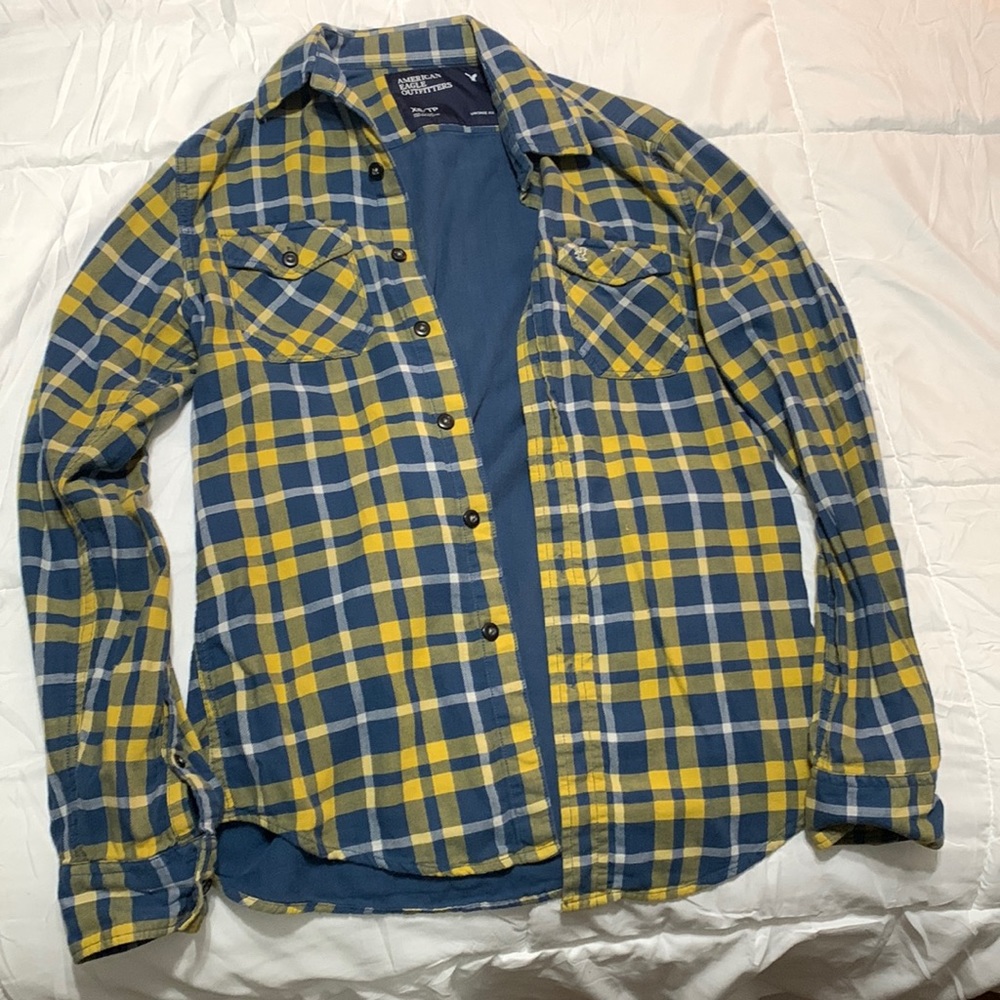 American eagle button down flannel shirt